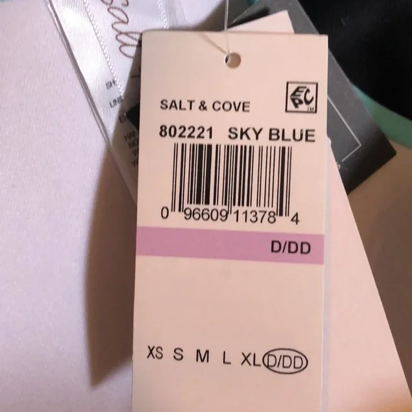 Salt + Cove SKY BLUE Smocked Triangle Bikini Swim Top, US D/DD - Picture 3 of 4